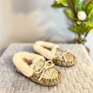 J Crew Kids Crewcuts Glitter Faux Fur Sherpa Moccasins
